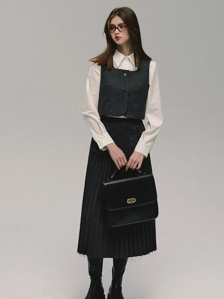 College Style Vest ＆ Raw Edge Pleated Skirt