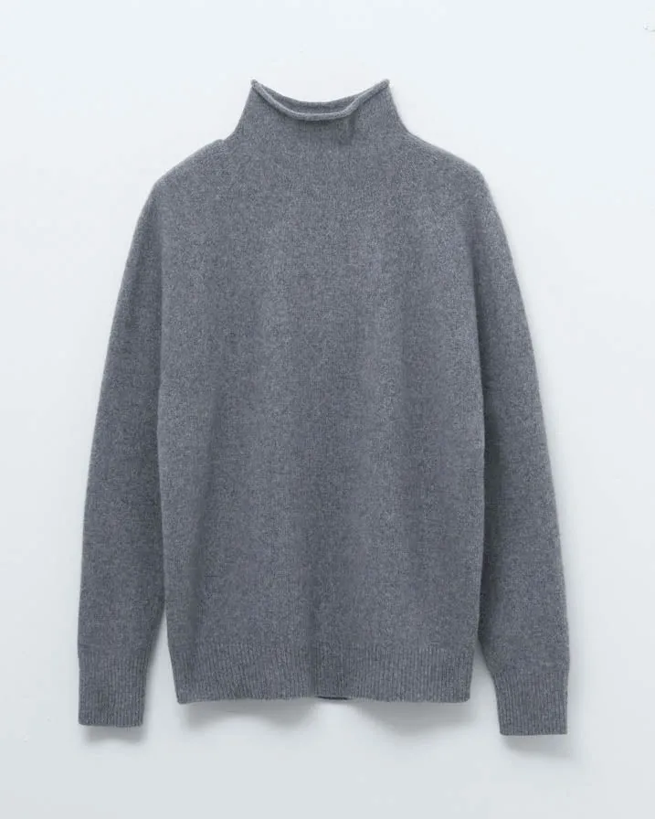 DILA SOFT WOOL MOCK TURTLENECK GREY